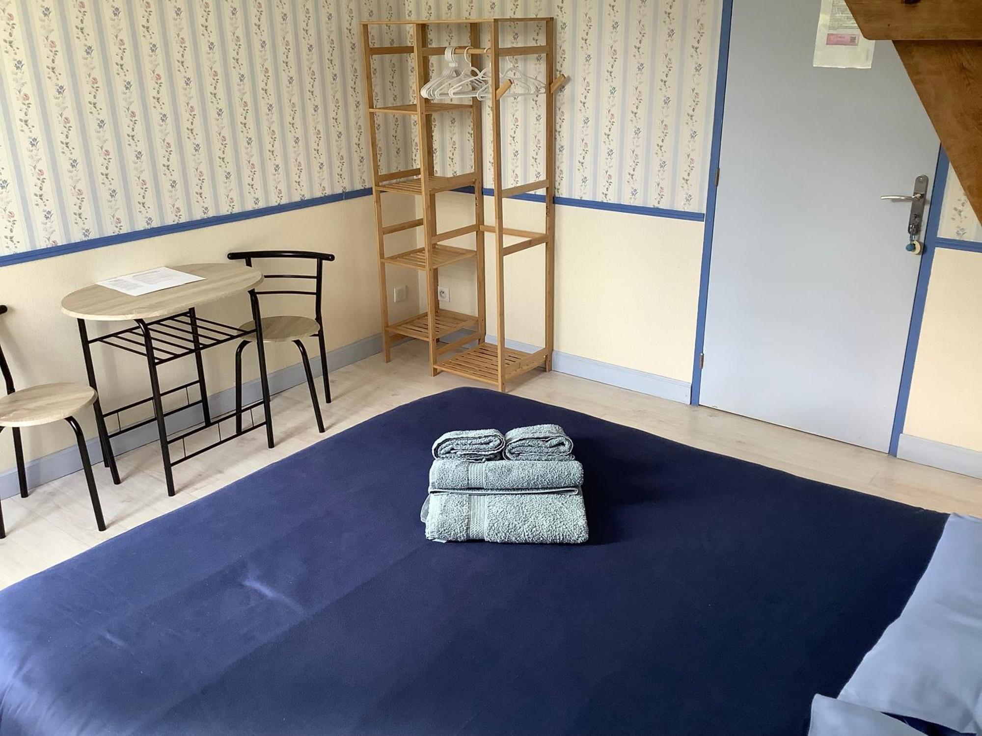 Autour Des Vignes Bed and Breakfast Herry Εξωτερικό φωτογραφία